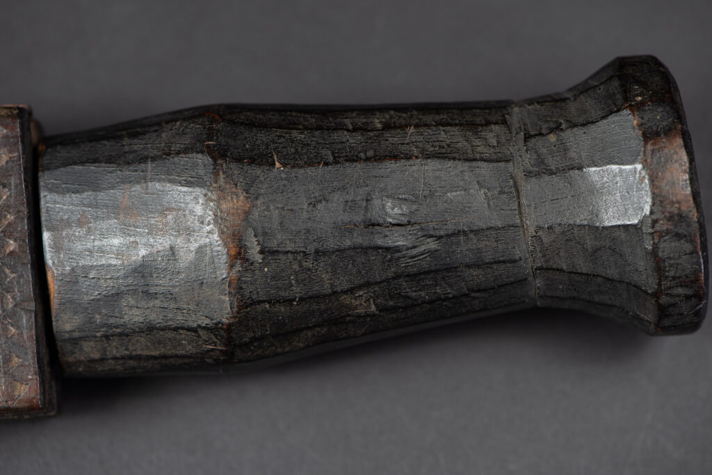 This sword is known as Pararowai, originates from the Yami tribe of Orchid Island Intricately carved with traditional Yami tribal motifs.