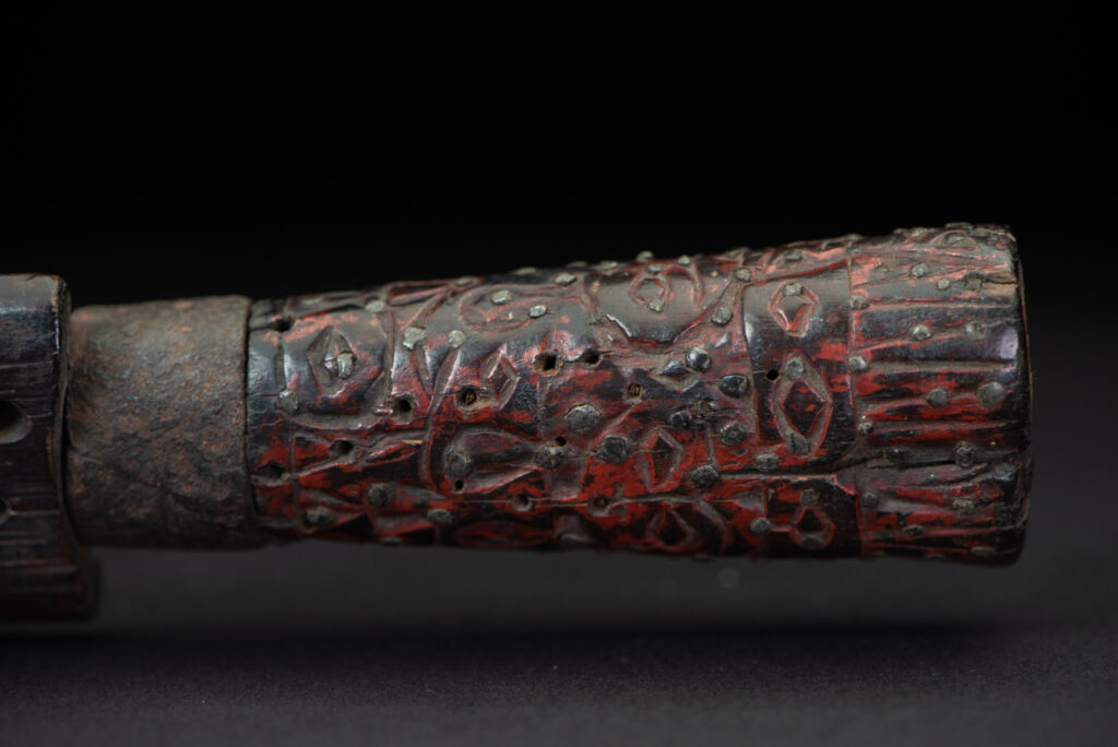Exceptional and rare Taiwan ceremonial sword. Probably early 19th century. Paint with red pigments.