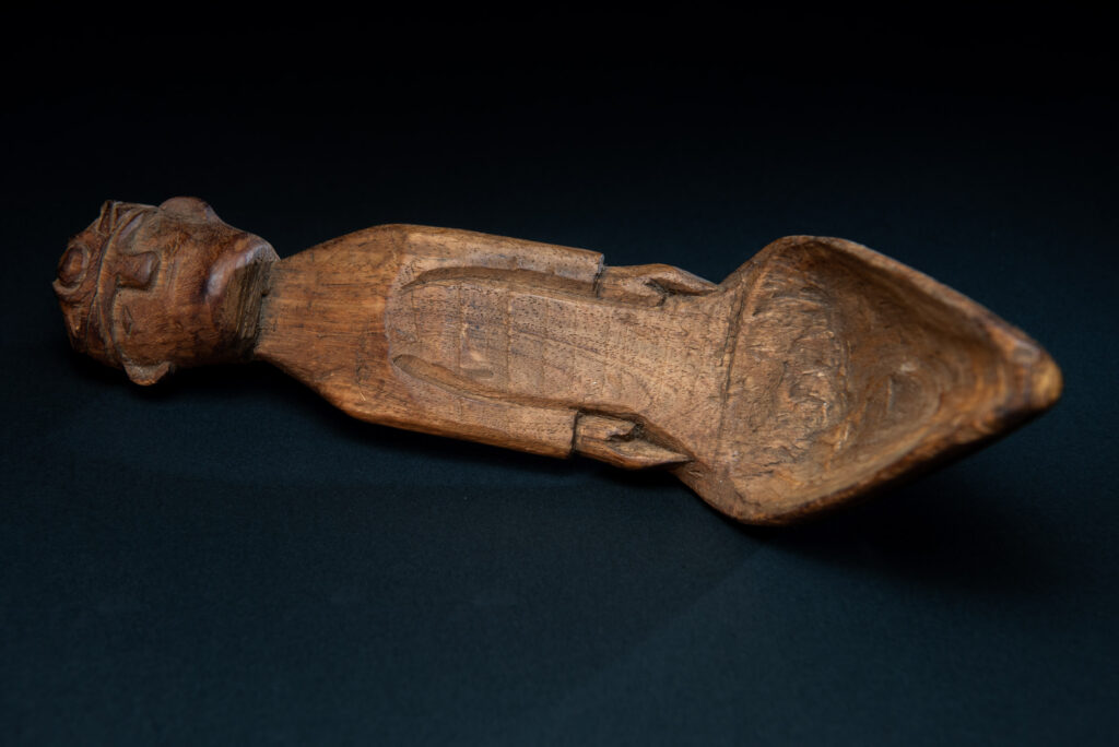 Pair of Paiwan tribe spoon carved with paiwan figures.