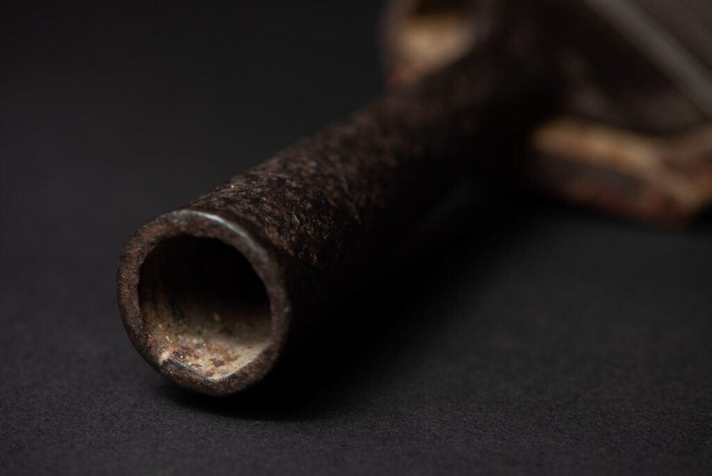 Sword of the Pingpu tribes (plains aborigines), featuring typical Pingpu style: floral painted design on the back of the scabbard; sword hilt forged in one piece with the blade, without separate assembly and attayal tribe influence on design.