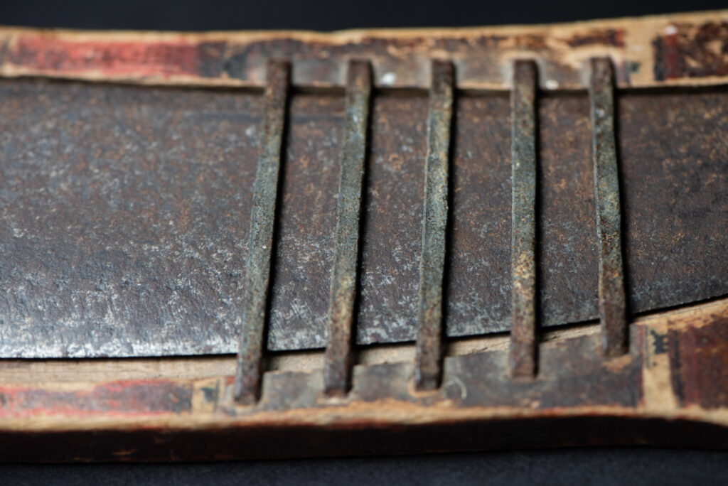 Sword of the Pingpu tribes (plains aborigines), featuring typical Pingpu style: floral painted design on the back of the scabbard; sword hilt forged in one piece with the blade, without separate assembly and attayal tribe influence on design.