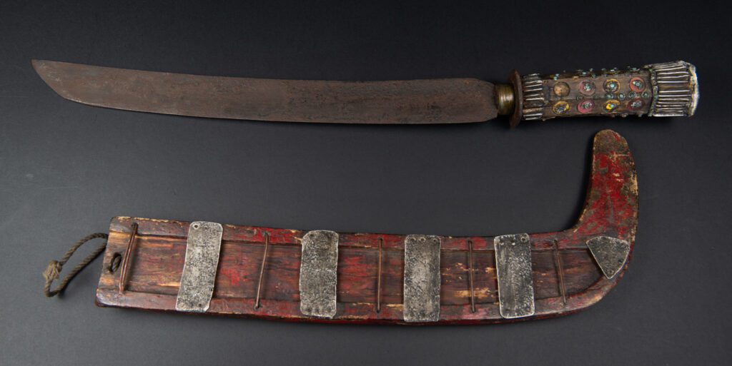 Ancient Puyuma tribe sword painted in red