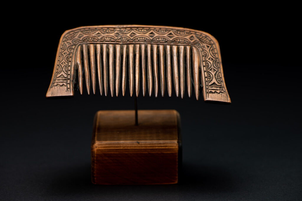 Ancient Paiwan tribe wooden carved comb