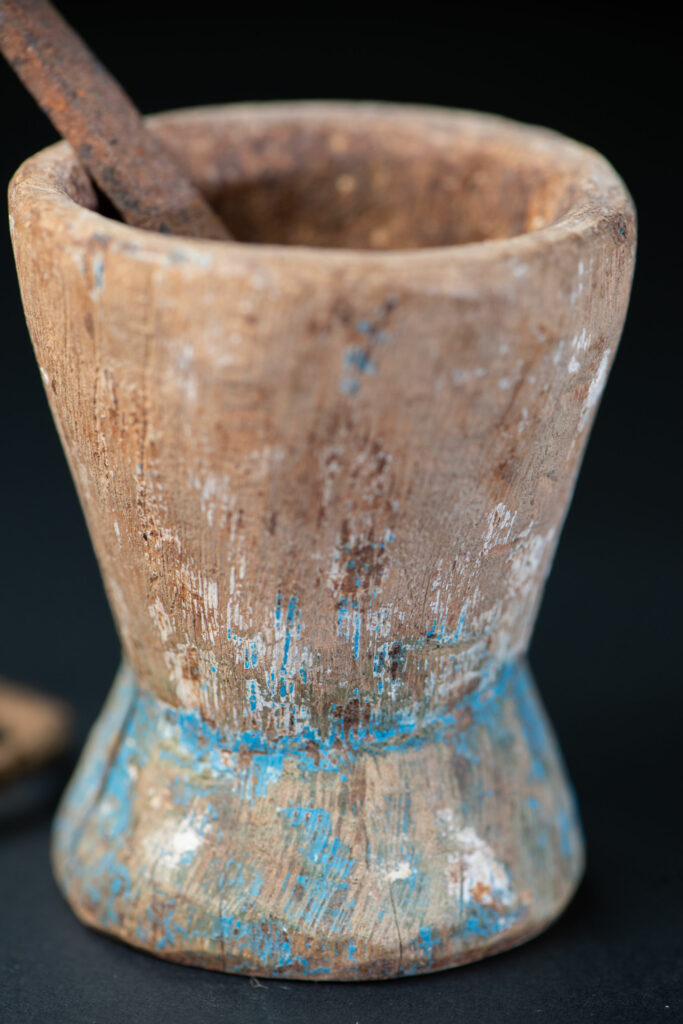 Betel Nut Mortar with Pestle – Atayal Tribe