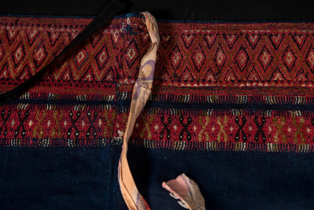 Ancient Mouring shawl from the Paiwan tribes- South Taiwan