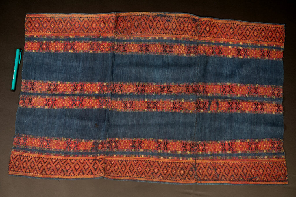 Ancient mourning shawl of the Paiwan tribe – South Taiwan
