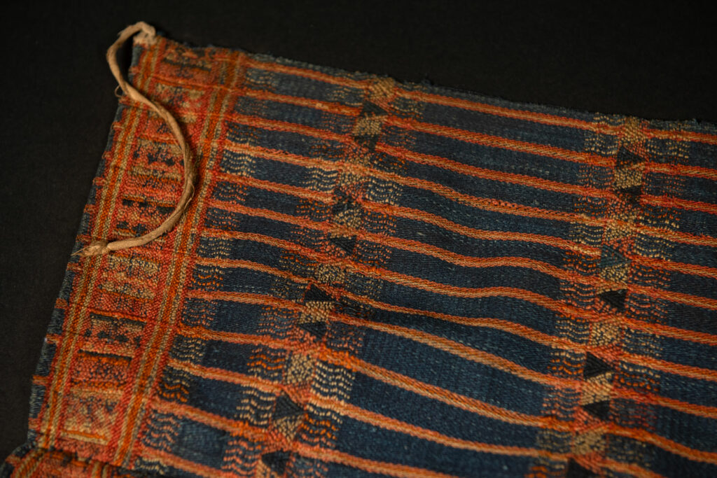 Ancient mourning shawl of the Paiwan tribe – South Taiwan