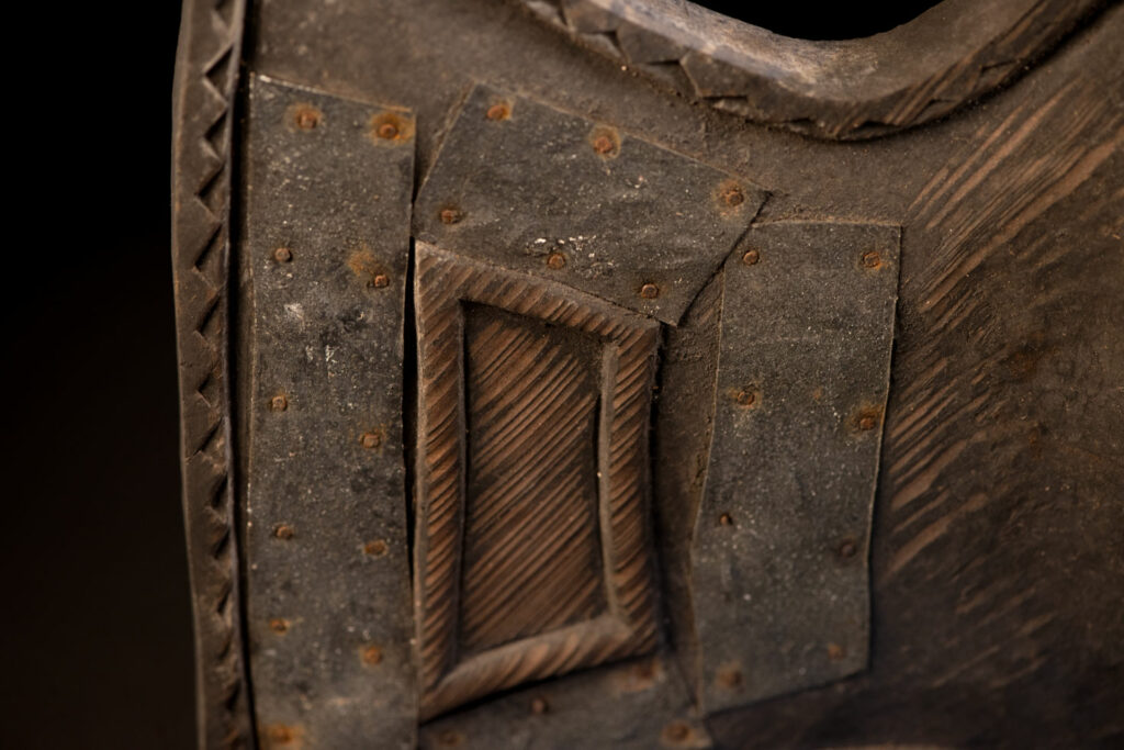 Female headgear called ragat, traditionally worn on ceremonial occasions.