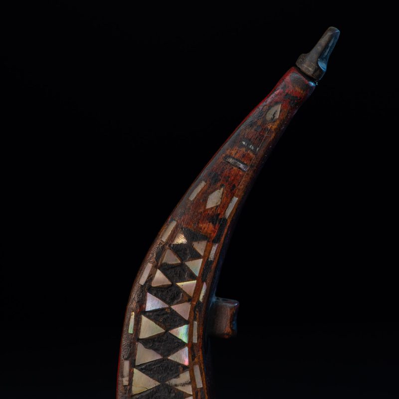 Puyuma tribe Powder horn inlead with mother-of-pearl in triangular patterns reflecting the distinctive style of the Puyuma tribes.